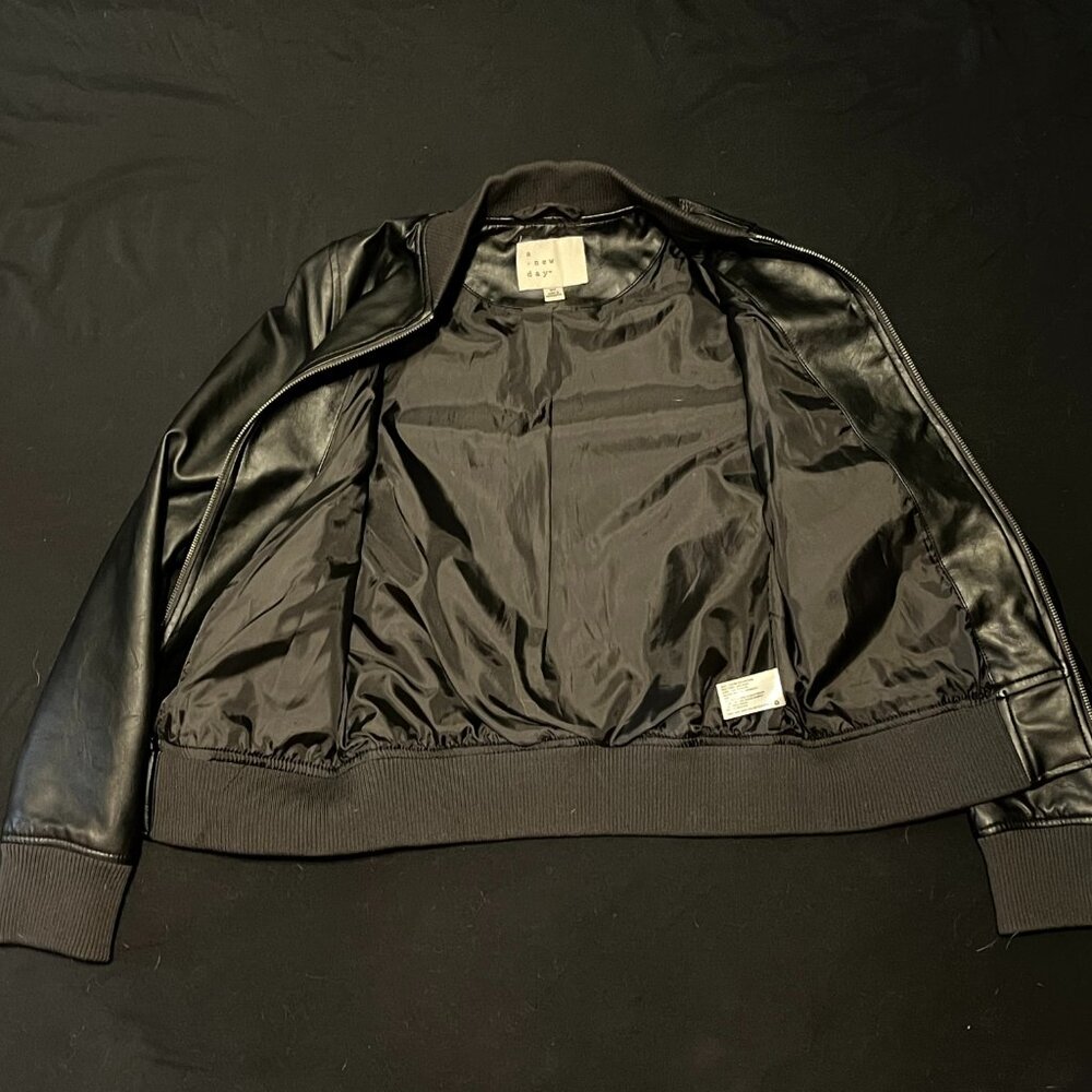 A New Day Black Faux Leather Raylon Bomber Jacket Size XS - Picture 5 of 6